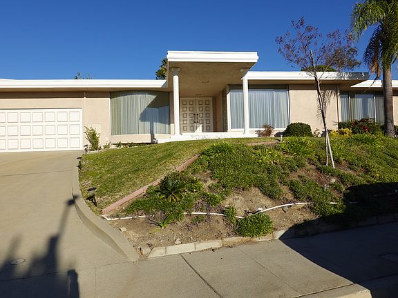 2nd image of 1010 Principia Dr