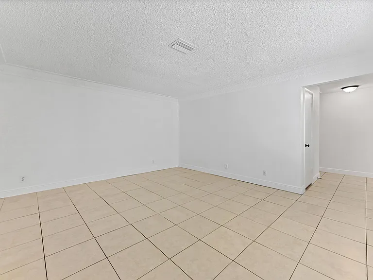 6575 NW 3rd St — Photo 5