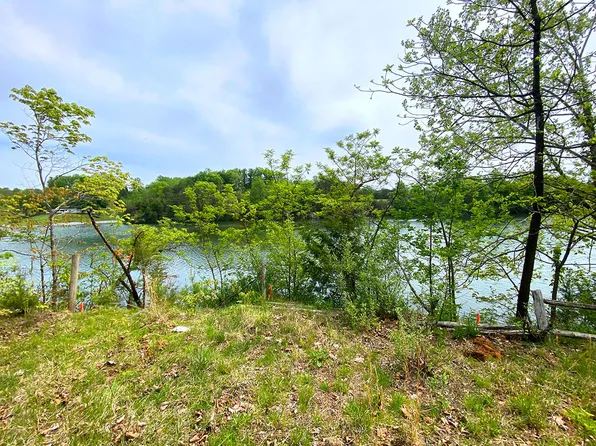 6200 Hardy Rd, Hardy, VA 24101