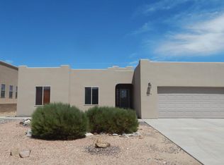 6040 Santa Clara Dr, Farmington, NM 87402