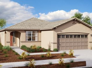 8234 Loyal Dr, Sacramento, CA 95829