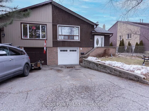 30 Salisbury Cir, Brampton, ON L6V 2Z5