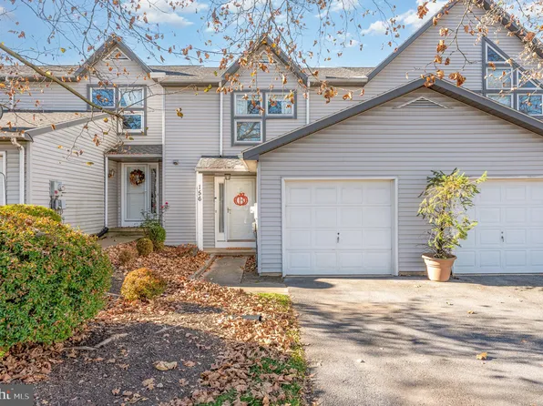 156 Fawn Rdg N, Harrisburg, PA 17110