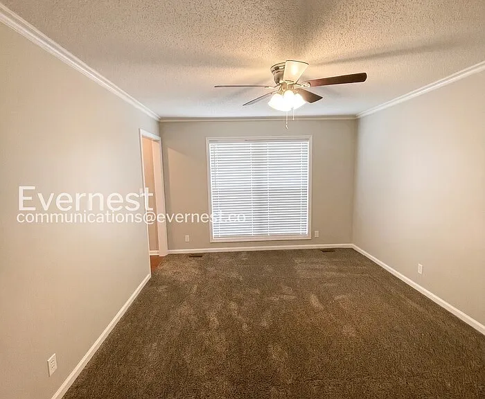 1035 Summerhaven Rd — Photo 16