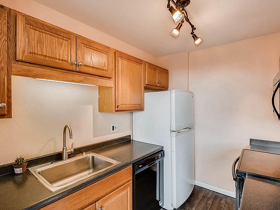 4th image of 4801 E 9th Ave APT 709S