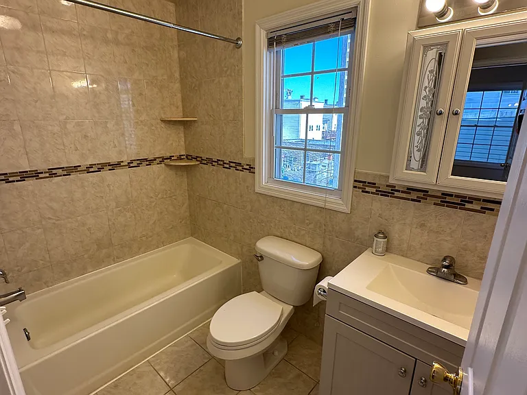 24 Marne St #2 — Photo 6