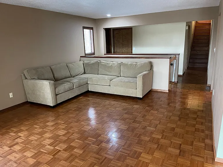144 Acorn Dr — Photo 39