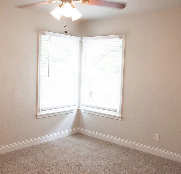 4618 Neer Ave — Photo 49