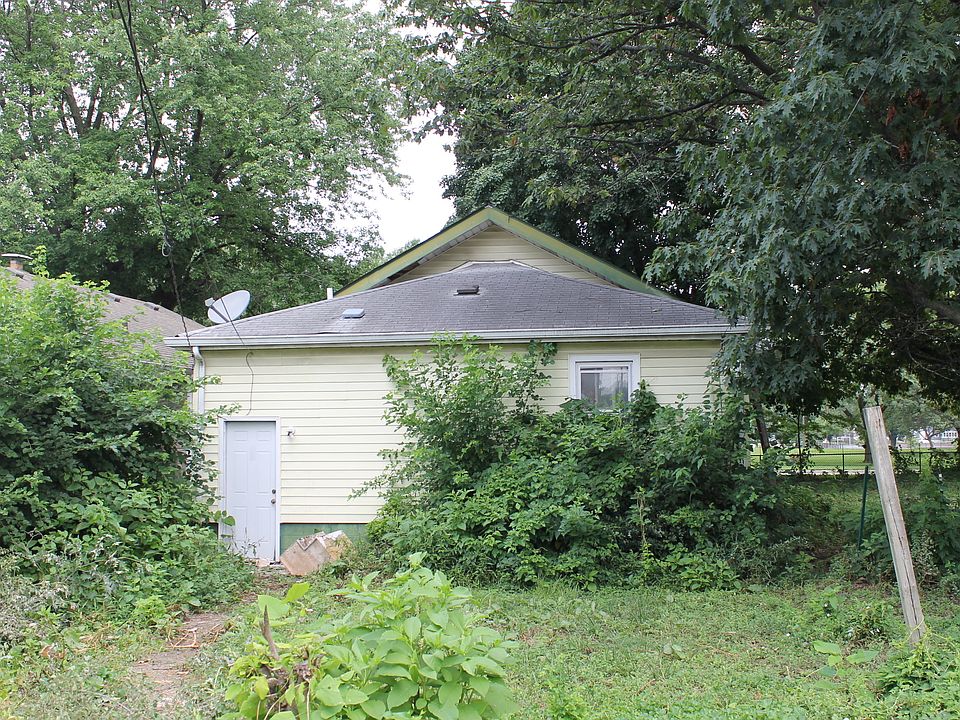 2nd image of 2007 W Wilkins St