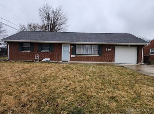 340 Lutz Dr, Englewood, OH