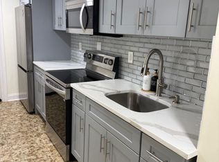 13532 Kew Gardens Rd, Richmond Hill, NY 11418