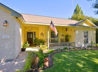 303 Axis Deer Trl, Hutto, TX 78634