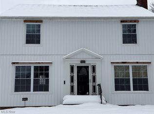 3623 Stoer Rd, Shaker Heights, OH 44122