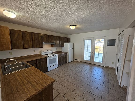 4th image of 3234 White Ave APT 4