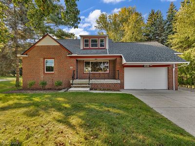 5800 Highland Rd, Highland Heights, OH, 44143