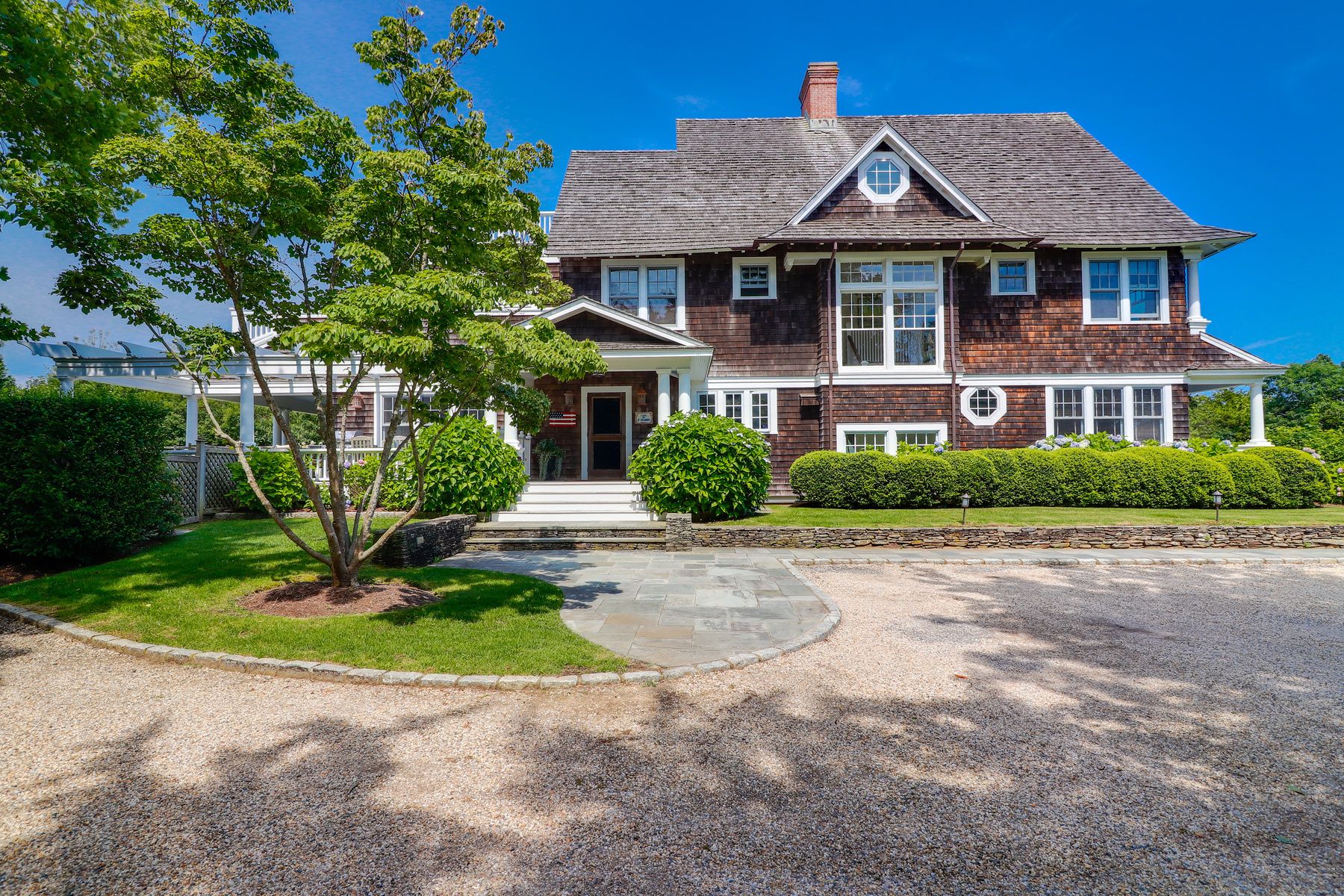 332 Bluff Rd, Amagansett, NY 11930 Out East