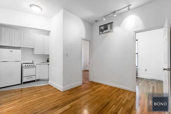 Rented by Bond New York | media 1