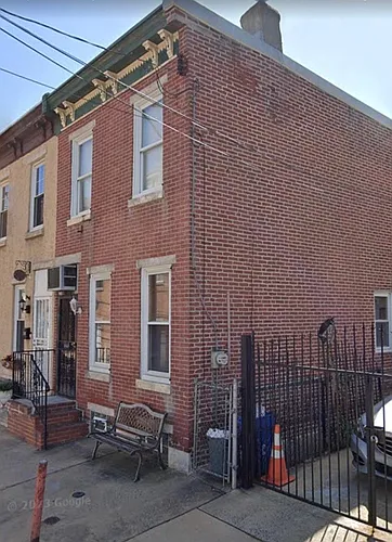 308 E Wildey St Photo 1