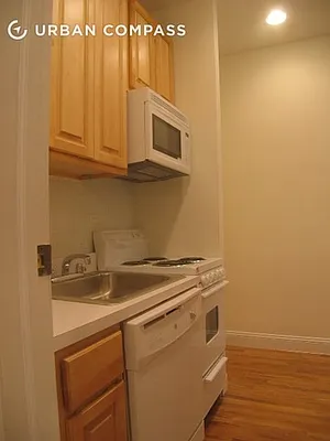 Rented by Compass | media 65