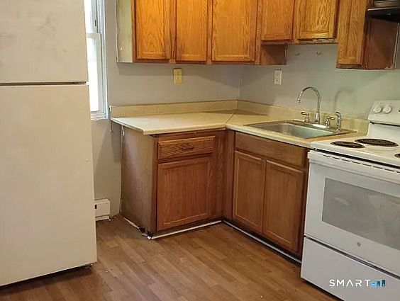 3rd image of 88 Olive St