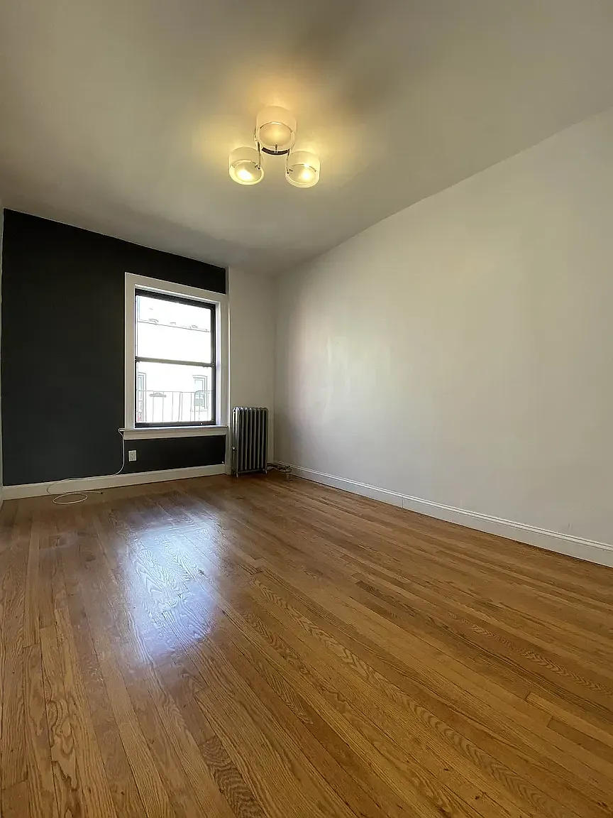 1532 Ocean Avenue — Photo 4