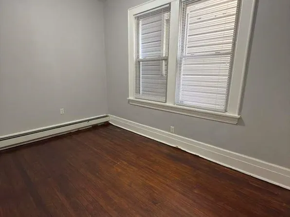 275 Highland Avenue image 5 of 8