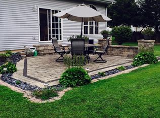 708 Clancy Dr, Dalzell, IL 61320