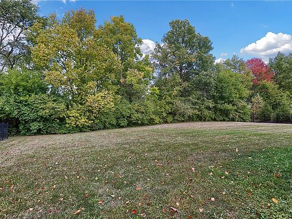 5th image of 3520 Carey Glen Ct