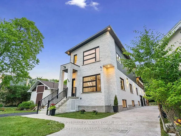 858 William St, London, ON N5Y 2S3