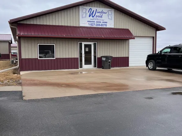 54050 Loren Dr #54050, Mankato, MN 56001