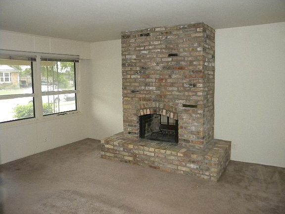 2nd image of 2310 Scotswood Dr