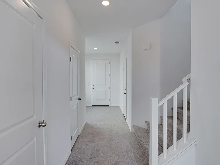 10303 Dallington St — Photo 11
