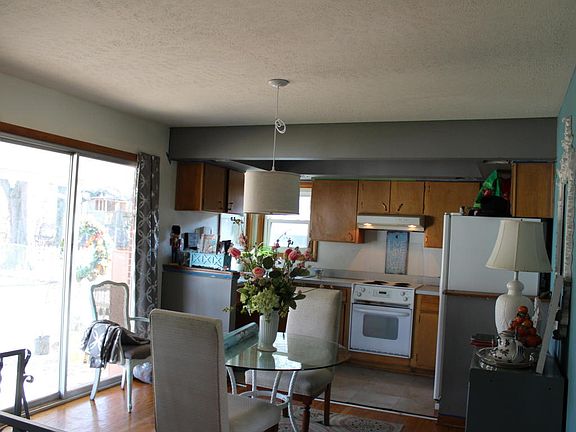 5th image of 2603 Woodsdale Ave