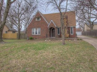 1242 S Braden Ave, Tulsa, OK 74112