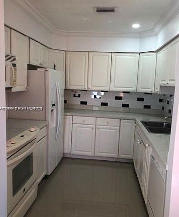 2nd image of 6175 Southgate Blvd