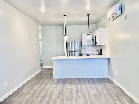 2nd image of 5813 Cedar Ave #3