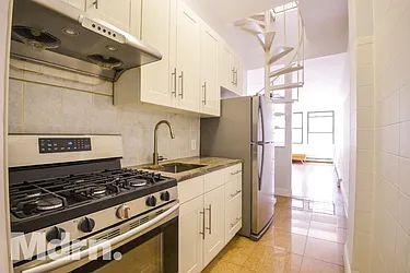 Rented by Mdrn Residential