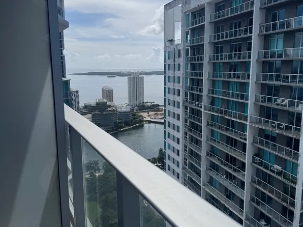 600 Brickell Ave, Miami, FL