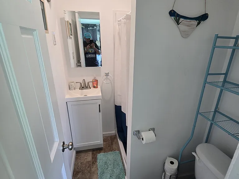 125 Sherwood Ave — Photo 53