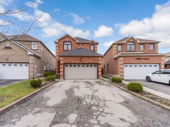 3 Arthurs Cres, Brampton, ON L6Y 4Y5