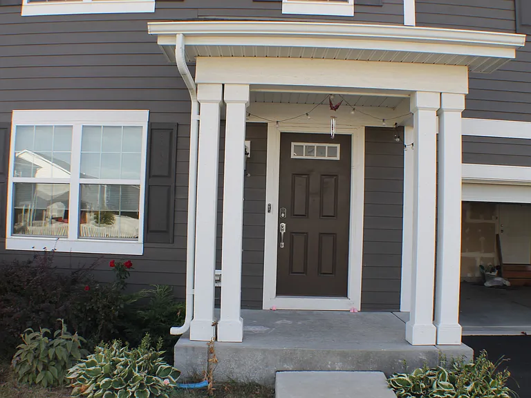 3759 Saint James Ct — Photo 3