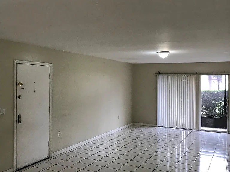 8606 Champlain Ct #98 — Photo 23