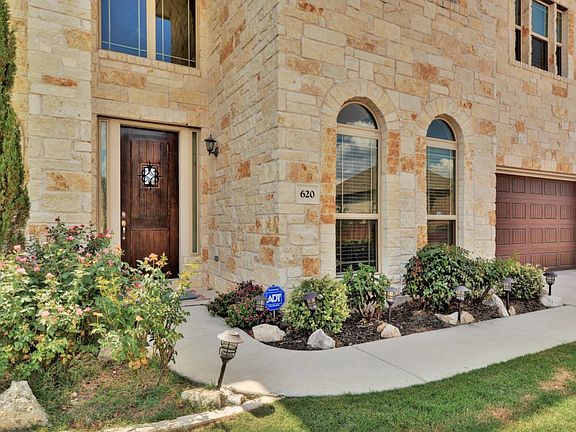 4th image of 620 Seminole Canyon Dr