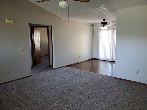 Eat-in Area from Living Room