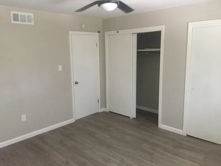 10625 Florida Blvd #9 — Photo 5