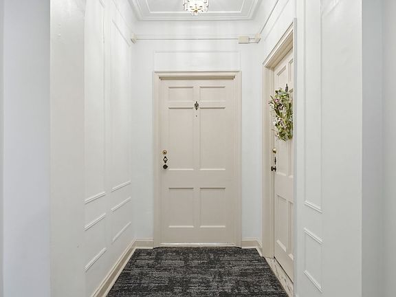 2nd image of 144 N Dithridge St APT 302