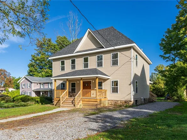 83 Big Tree St, Livonia, NY 14487