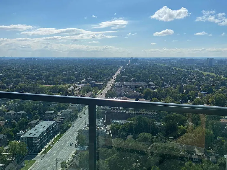15 Greenview Ave #Penthouse 10 — Photo 10