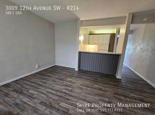 3009 12th Ave SW APT 214, Cedar Rapids, IA 52404