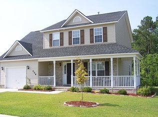 206 Edgefield Dr, Jacksonville, NC 28546